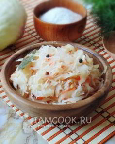 Капуста квашеная с хреном и морковью