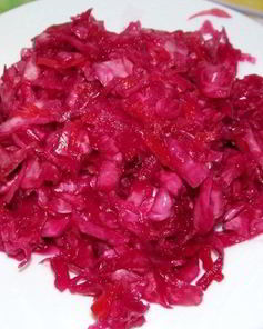 Капуста, квашенная со свеклой