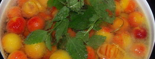 компот из алычи с мелиссой. Шаг 2