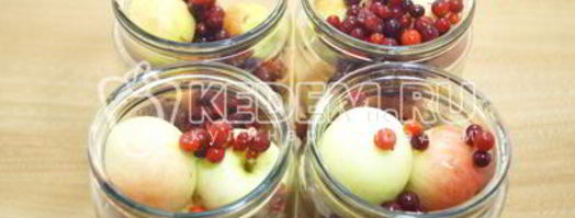 компот из брусники с яблоками. Шаг 4