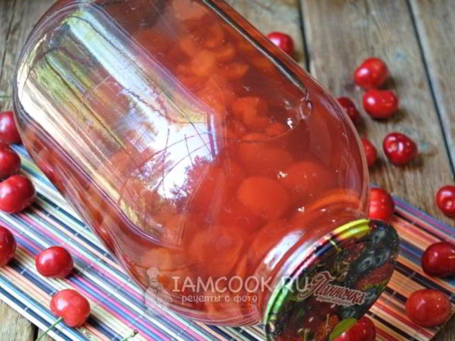Рецепт компота из черешни без косточек на зиму