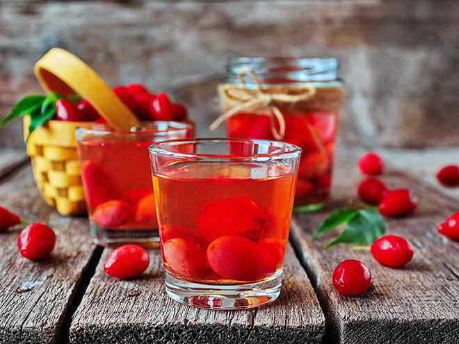 Рецепт компота из кизила