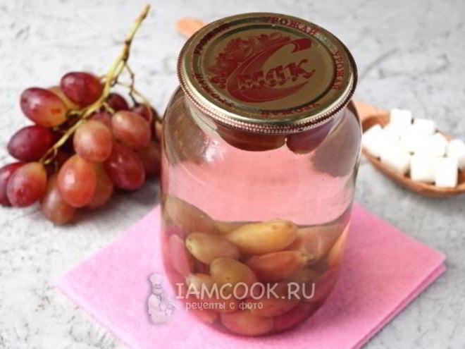 Рецепт компота из красного винограда на зиму