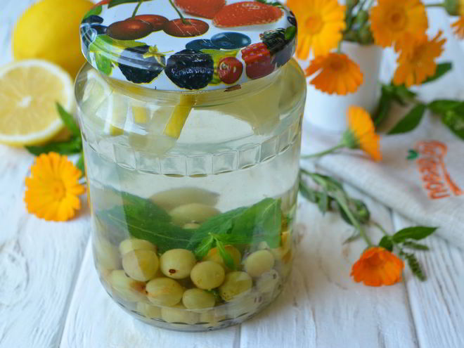 Рецепт компота из крыжовника