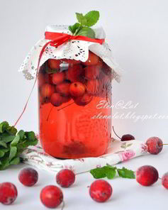 Компот из райских яблок с мятой