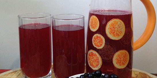 Компот из свежих ягод