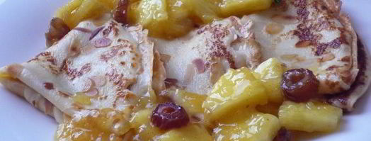 миндальные блинчики с компотом из ананаса, фиников и ванили. Шаг 9