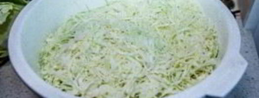 квашеная капуста с клюквой. Шаг 3