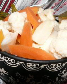 Быстро-маринованная цветная капуста