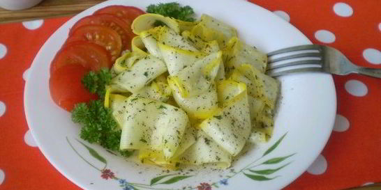 Быстрые маринованные кабачки