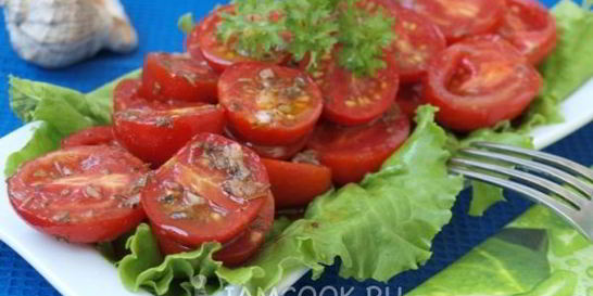 Быстрые маринованные помидоры