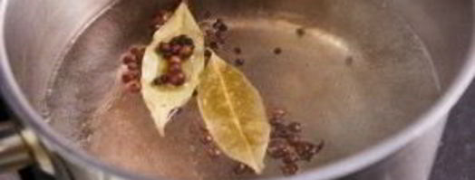 быстрые маринованные шампиньоны горячим способом. Шаг 2