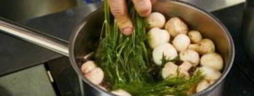 быстрые маринованные шампиньоны горячим способом. Шаг 4