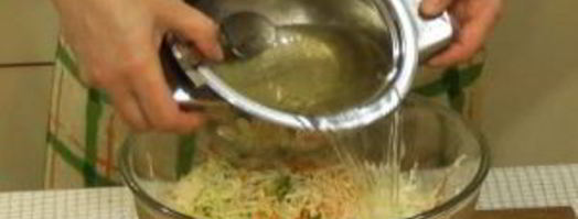 капуста, маринованная за сутки. Шаг 3