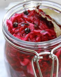 Красная капуста, маринованная в малиновом уксусе