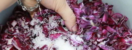красная капуста, маринованная в малиновом уксусе. Шаг 2