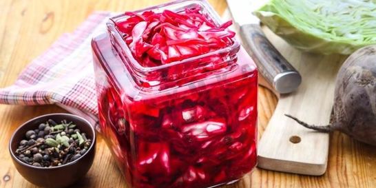 Маринованная капуста со свеклой по-грузински на зиму