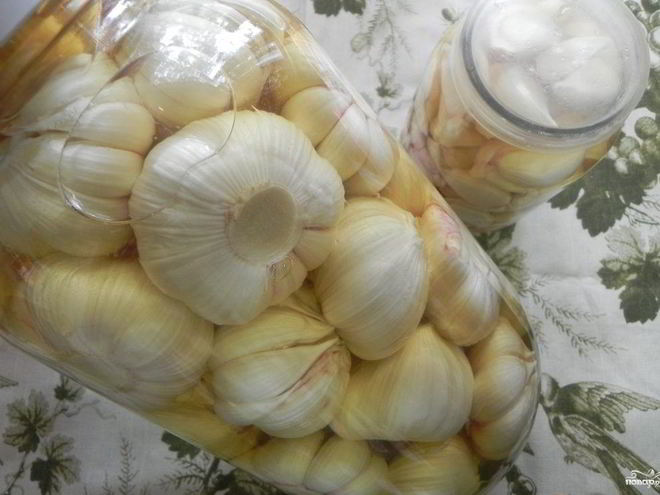 Рецепт маринованного чеснока головками
