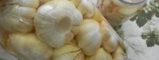 маринованный чеснок головками. Шаг 3