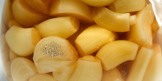 Маринованный чеснок