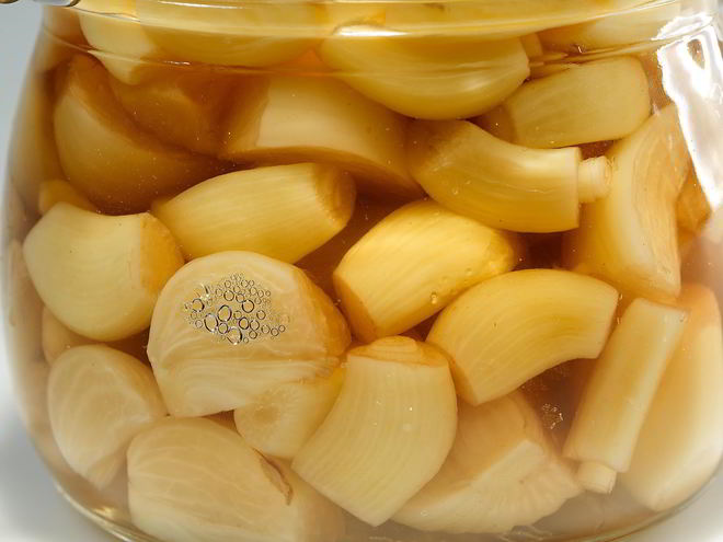 Рецепт маринованного чеснока