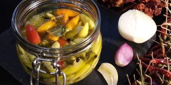 Маринованный перец пири-пири