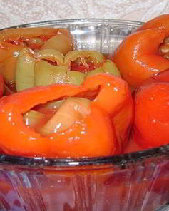 Маринованный перец с баклажанами