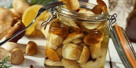 Маринованные белые грибы