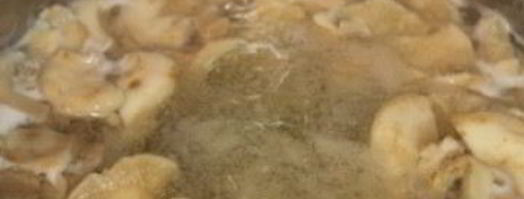 маринованные грузди с чесноком. Шаг 2