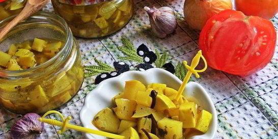 Маринованные кабачки в карри