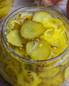 Маринованные огурцы с горчицей