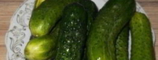 маринованные огурцы с морковкой и луком. Шаг 2