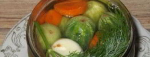 маринованные огурцы с морковкой и луком. Шаг 7