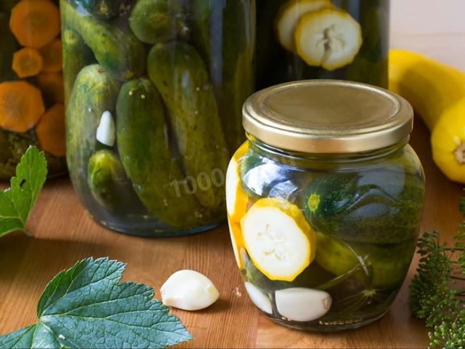 Рецепт маринованных огурцов с морковью