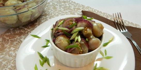 Маринованные шампиньоны с маслом и уксусом