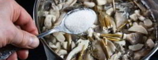 маринованные вешенки с лимонной кислотой. Шаг 3