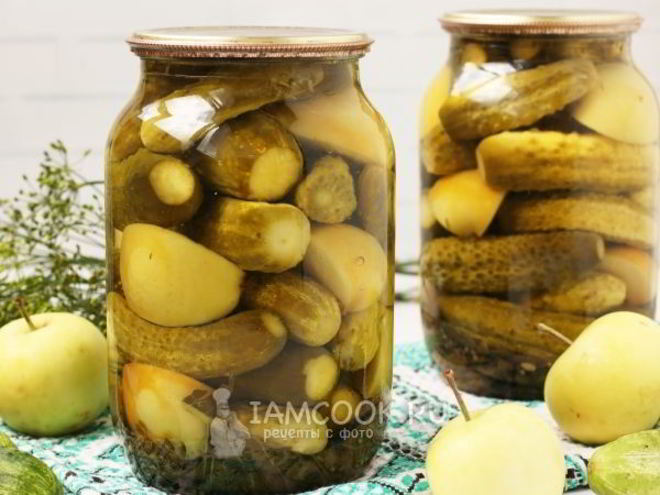 Рецепт огурцов, маринованных с яблоками без стерилизации
