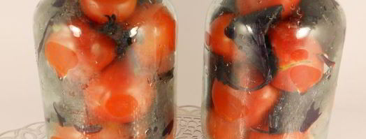 помидоры маринованные с базиликом и яблочным уксусом. Шаг 3