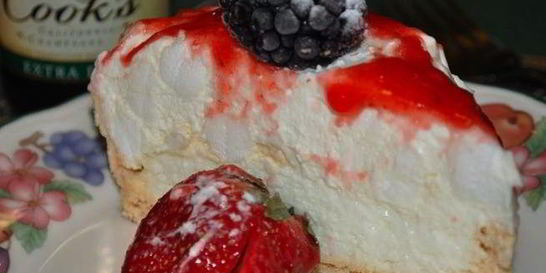 Меренга Ягоды на облаке