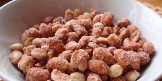 Орехи в сахарной глазури