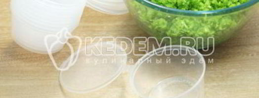 паста из чесночных стрелок на зиму заморозка. Шаг 3