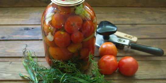 Помидоры в банках на зиму