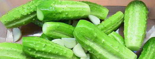 малосольные огурцы в пакете. Шаг 2