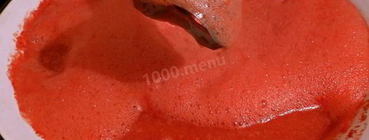 томатный сок на зиму на мясорубке. Шаг 4