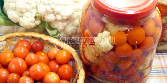 Цветная капуста с помидорами на зиму