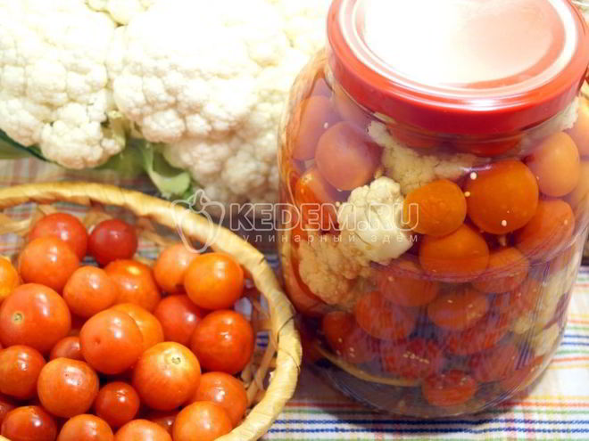 Рецепт цветной капусты с помидорами на зиму
