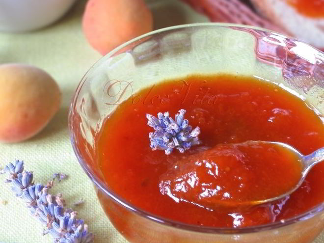 Рецепт абрикосового конфитюра с ароматом лимона и лаванды