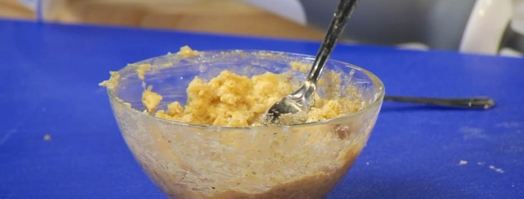 ассорти из сливочного масла, варенье и морс. Шаг 2