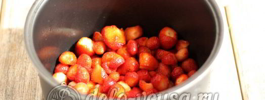 клубничное варенье в мультиварке. Шаг 2