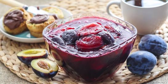 Простое варенье из сливы